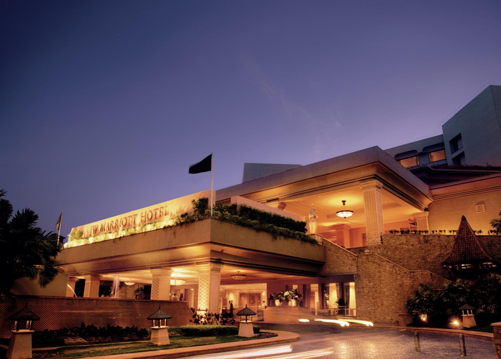 JW Marriott Mumbai Sahar Airport Hotel Bagian luar foto